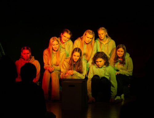 Theateraufführung „Zone“ des Steckdosentheaters (Jahrgang 8-10)