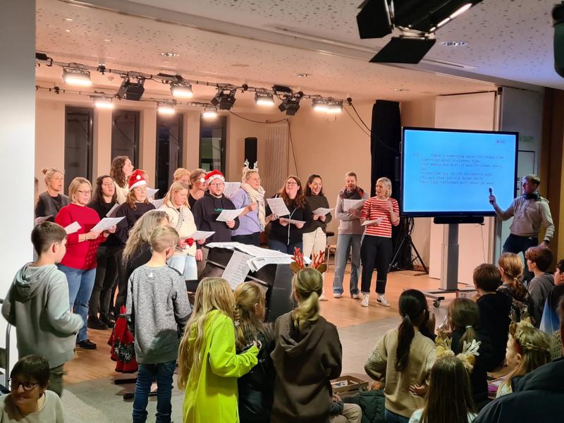 signal-2025-11-27-185758_002